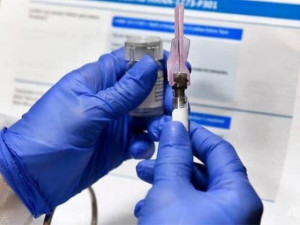 Vắcxin COVID-19 sẽ đi vào sử dụng cuối năm nay tại Mỹ