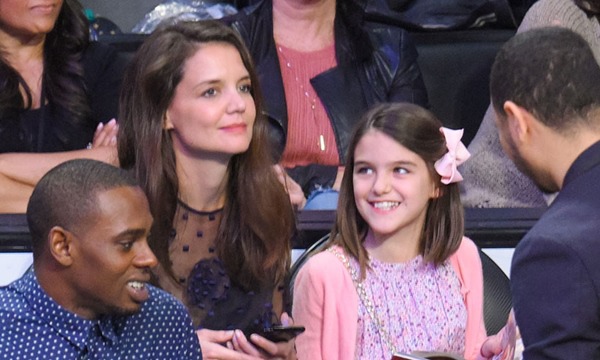 14 Tuổi, Suri Cruise Phổng Phao Thấy Rõ, Nhìn Vóc Dáng Ai Cũng Khen Cao Ráo