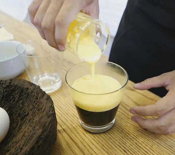 Cách làm cafe trứng thơm ngon mà không hề tanh - 4