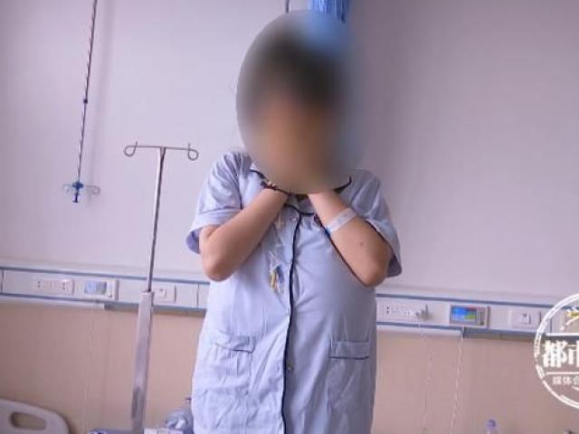 Bé gái mới 12 tuổi đã có bộ ngực nặng 12kg, sa trễ xuống bụng vì căn bệnh hiếm gặp