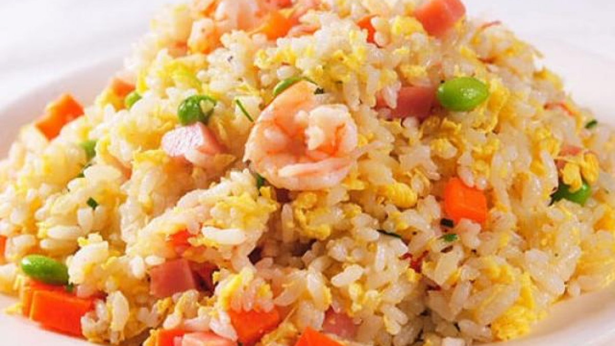 Cách làm cơm chiên hải sản