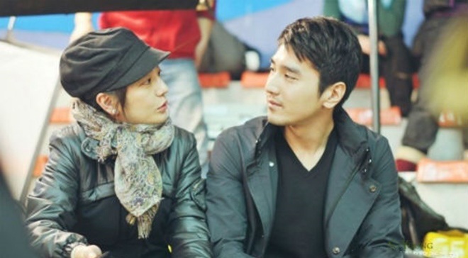 Lần đầu Triệu Vy nổi giận, ném đồ đạc lung tung, lớn tiếng quát mắng diễn viên - 8