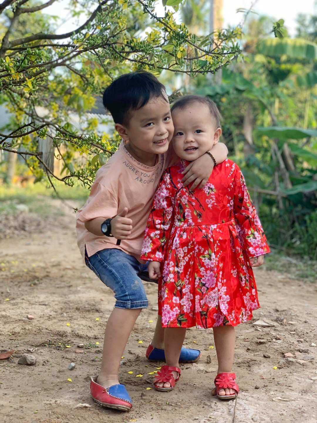 Ông Trùm Gameshow Lương 1 Tỷ/Tháng, Một Thời Trấn Thành Cũng Phải Nể, Giờ Làm Shipper Giao Cơm Nuôi Con