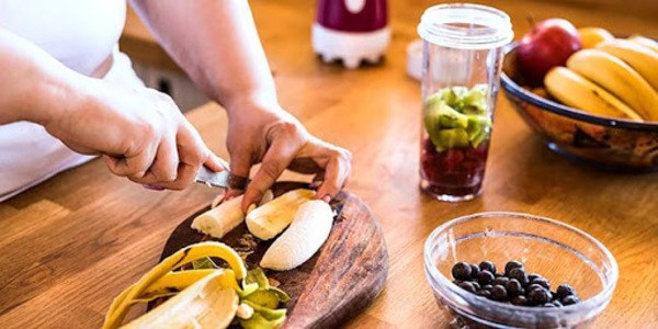 Tập gym để giữ dáng, vợ cũ Việt Anh lên mạng xã hội than trời vì gặp triệu chứng lạ - 11