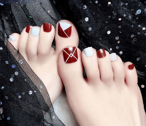 Top 100 những mẫu nail chân kẻ đẹp được yêu thích nhất