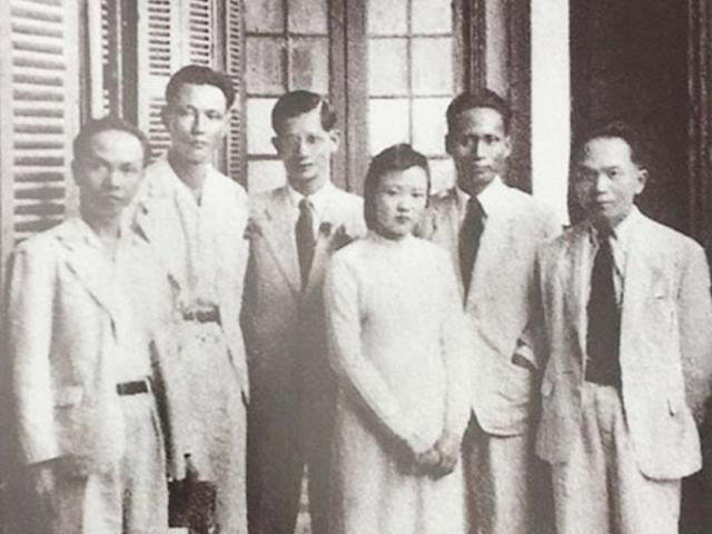 Xúc động bức hình cưới của cố Thủ tướng Phạm Văn Đồng cùng chuyện tình khiến bao người ngưỡng mộ
