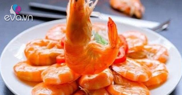 Luộc tôm đông lạnh có nên thả vào nước sôi, nhiều người làm sai bảo sao tôm khô bở - Vimarsana News