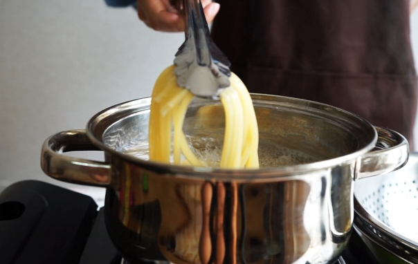 4 cách làm mì Ý sốt kem thơm ngon đơn giản nhất - 3