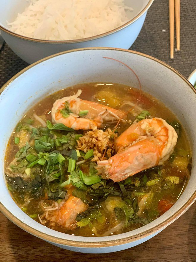 Đoan Trang bắt Hoàng Oanh chờ mỏi mòn mới được ăn cơm và đây là thái độ của đàn em - 7