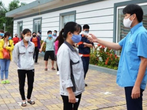 Ho kèm sốt 38 độ, cô gái 23 tuổi ở Hà Nội phát hiện dương tính với SARS-CoV-2