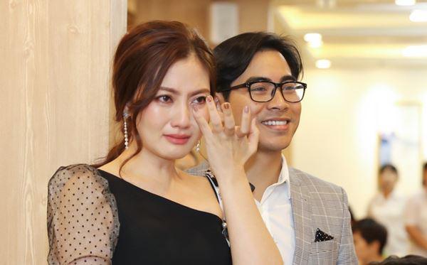 Thanh Bình lo lắng mẹ Ngọc Lan đang trong khu vực phong tỏa, gọi một tiếng mẹ gây chú ý