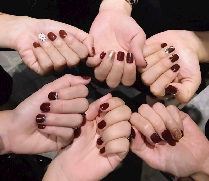 Tổng hợp mẫu nail màu đỏ đất thời thượng dành cho các quý cô  THCS Võ Thị  Sáu