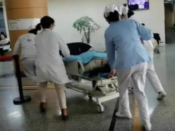 Đang nằm chờ sinh, sản phụ nói một câu làm bác sĩ la lớn, xin mở đường vào phòng mổ - Vimarsana News