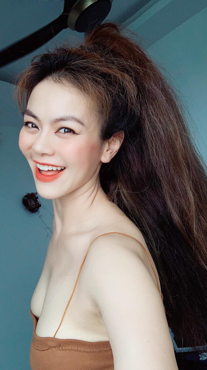 Ca sĩ Hải Yến lấy chồng hơn 8 tuổi: amp;#34;Vợ chồng em đang tuột dốc chuyện chăn gốiamp;#34; - 9