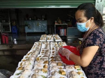 Bị con gái cản đi cứu trợ khi COVID-19 bùng phát mạnh, mẹ từ chối lắng nghe vì điều này - Vimarsana News