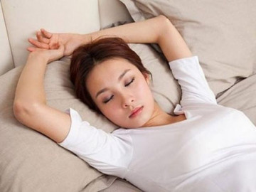 Tư thế ngủ tưởng xấu xí nhưng giúp chị em giảm cân, đẹp da lại ngừa bệnh phụ khoa - Vimarsana News