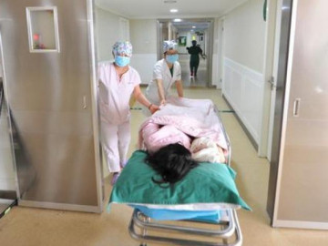 Y tá chưa chồng khoe bầu, bạn bè mỉa mai hậu quả tình một đêm, sự thật xúc động - Vimarsana News