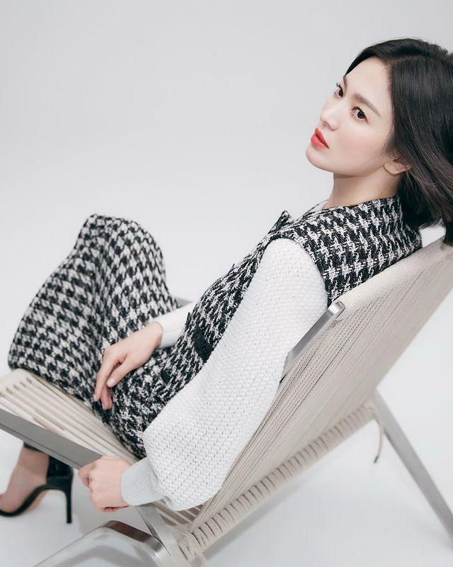 Tiên tri xu hướng thời trang Thu Đông của Song Hye Kyo - 6