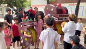 Những cảnh Thương Ngày Nắng Về có Hồng Đăng bị cắt sóng: Đức hóa khủng long bảo vệ con gái, ngọt ngào hôn Khánh