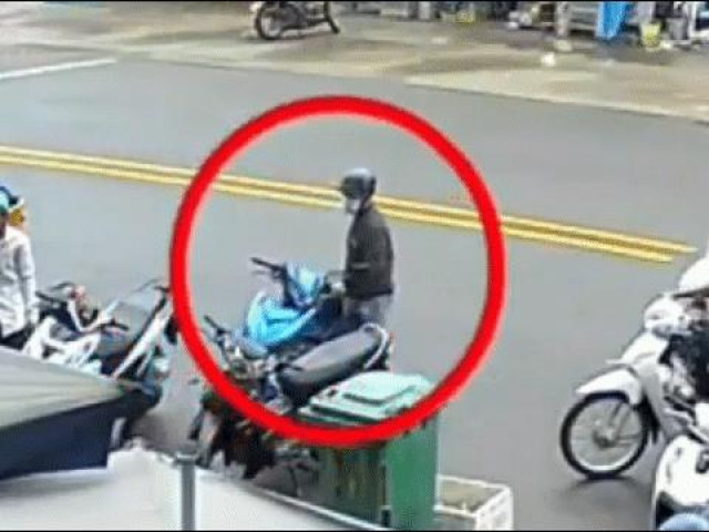 Người dân hợp sức vây bắt tên trộm xe máy như phim hành động