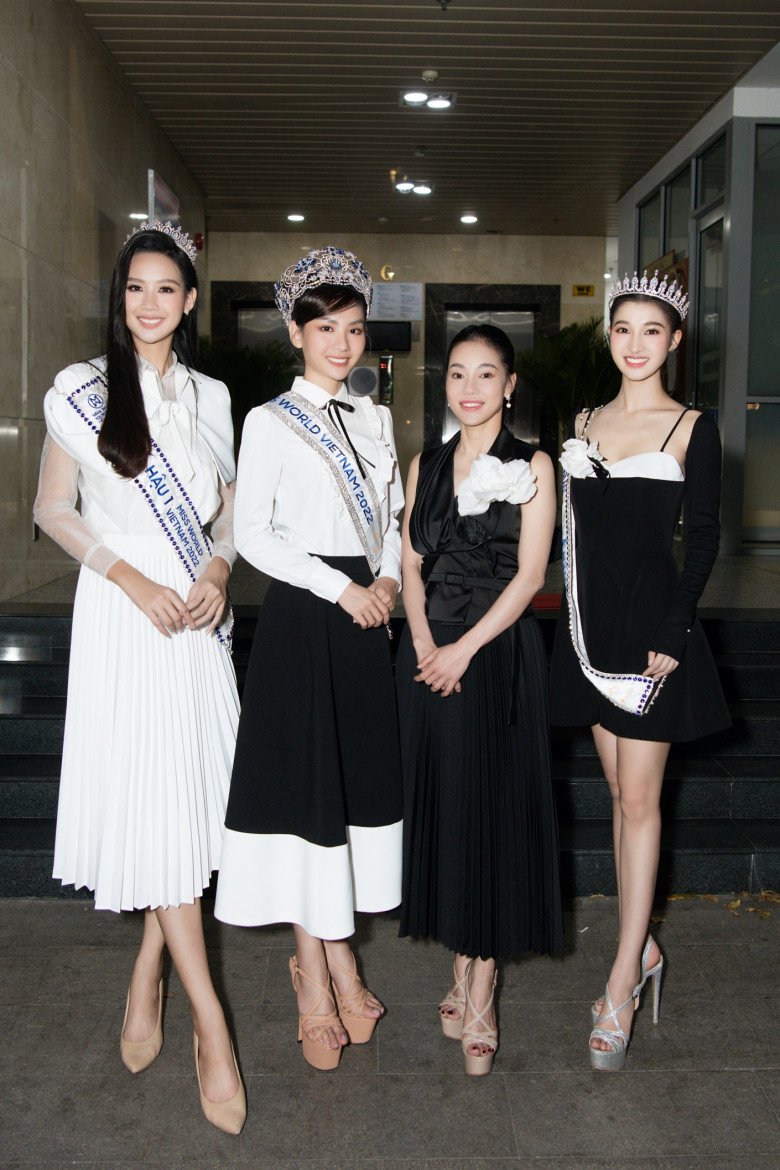 Chuyện váy áo của Top 3 Miss World Vietnam 2022 sau đăng quang: lộng lẫy, chỉn chu, đồng điệu - 3