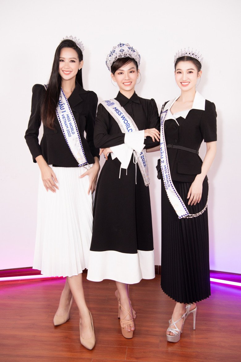 Chuyện váy áo của Top 3 Miss World Vietnam 2022 sau đăng quang: lộng lẫy, chỉn chu, đồng điệu - 1