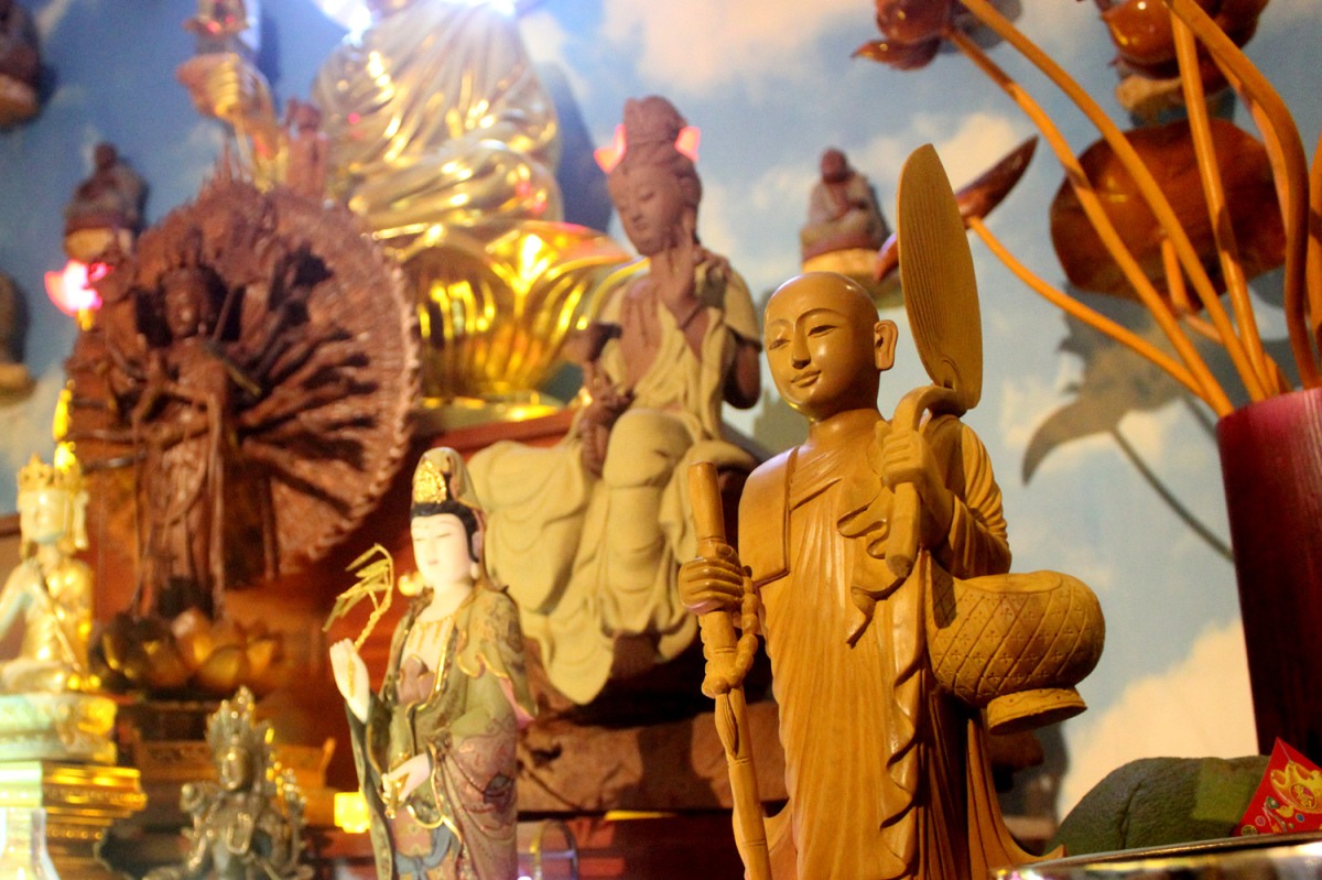 Bức tượng trong ngôi nhà hơn 50 năm tuổi trưng bày hàng trăm tượng Phật của NSND Kim Cương có gì đặc biệt? - 12