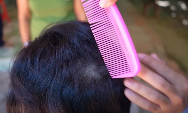 Cô gái Đồng Tháp có mái tóc suôn dài, bỗng dưng đứt gãy nham nhở khiến thợ cắt tóc thốt: amp;#34;Có thể là vấn đề tâm linhamp;#34; - 5