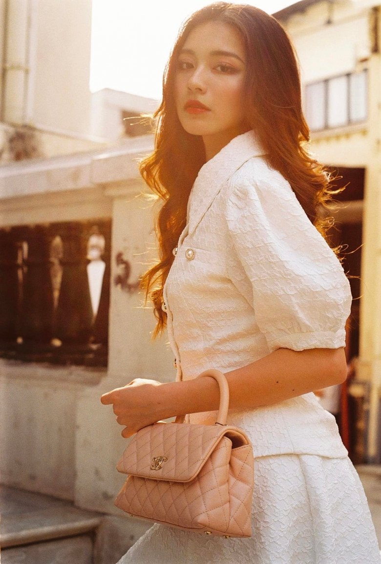 Hotgirl từng biếu mẹ gần 100 triệu dịp Trung thu hóa ra là gái xinh nức tiếng Sài Gòn, kiếm tiền từ rất sớm - 9