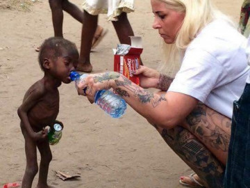 Hình ảnh đẹp trai bụ bẫm của cậu bé châu Phi suy dinh dưỡng từng làm thế giới xót xa