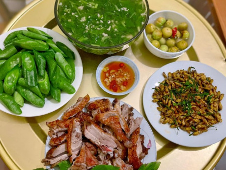 Thực đơn hàng ngày - Mẹ 2 con gợi ý thực đơn tuần toàn món quen mà ngon, cực thích hợp mùa thu
