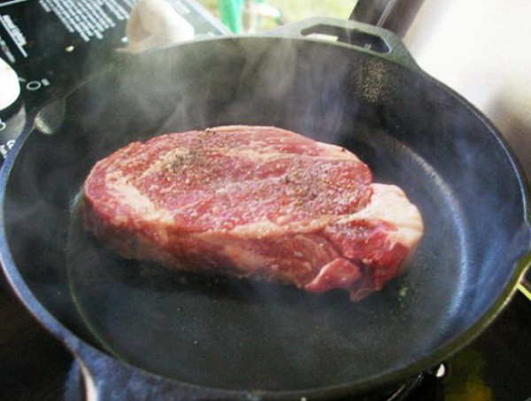 Cách làm thịt bò nướng tảng ngon với cách ướp thịt mềm, không hôi - 5