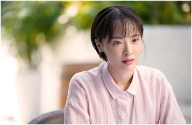 芸能界きってのスキャンダラス美女 年齢詐称、浮気、教師との往復、今の姿が怖い - 1