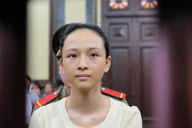 vu hoa hau phuong nga: vi sao thu hoi 2,5 ty tu cao toan my? - 1