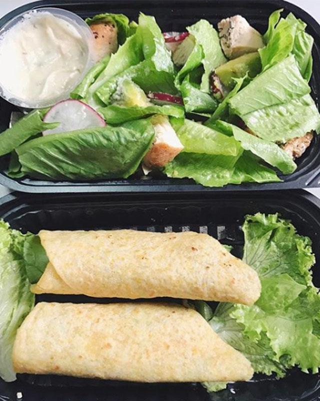 khoe vong eo be xiu, do my linh that su khien nguoi khac "nong mat" voi lan xuat hien nay - 9