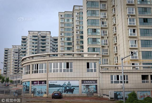 be 70 binh nuoc moi ngay, nguoi phu nu kiem 20 trieu/thang, tau nha pho sau 3 nam - 7