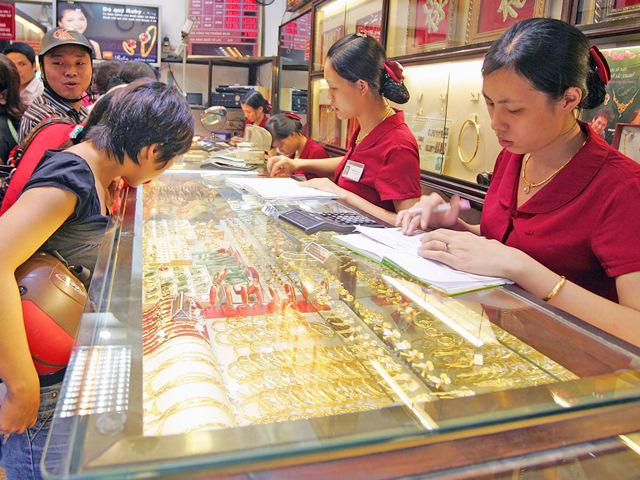 Giá vàng hôm nay 3/10/2018: Giá vàng tăng vọt ngay khi vừa mở cửa