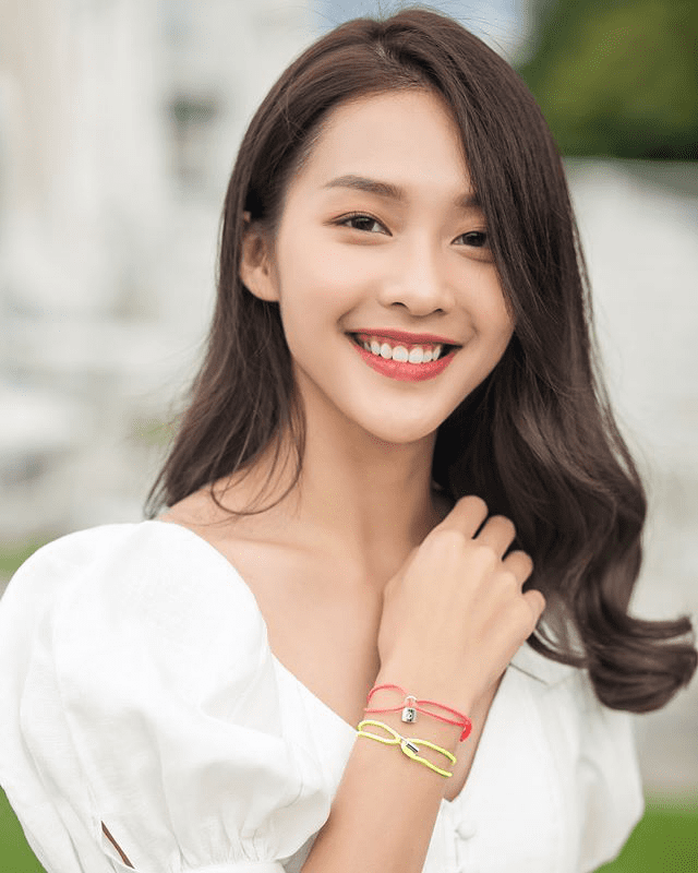 ngoai doi la my nhan, vao vai nhan vat cua song hye kyo, kha ngan bi che kem sac vi... - 13