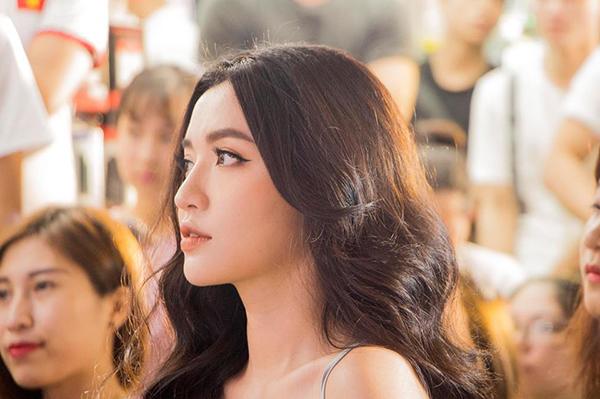 het phat cuong voi kieu moi teu quyen ru, my nhan viet chuyen qua loi make-up tu nhien chuan han - 7