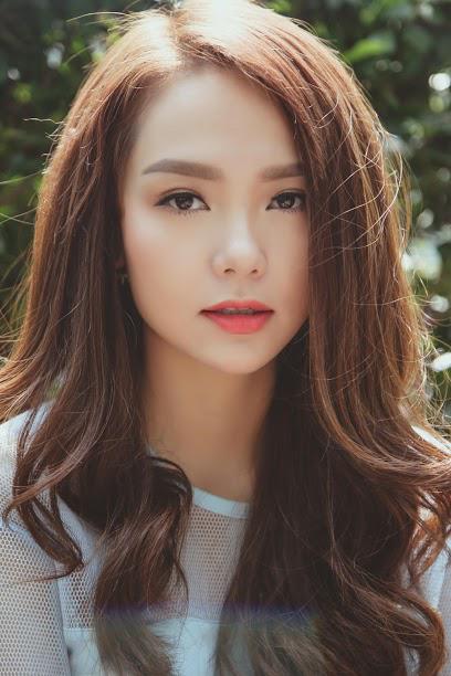 bi mat dang sau nhung chiec cam nhon cua sao viet khien ai cung muon tham my - 5