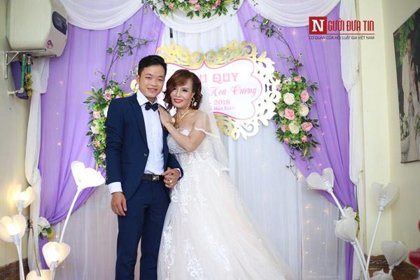 10 ngay sau dam cuoi, tinh cam bo me chong danh cho co dau 62 tuoi ra sao? - 5