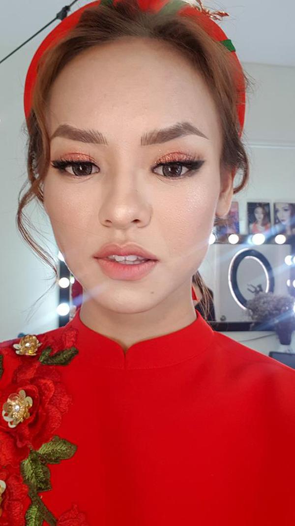 qua roi thoi "khong long may", mai ngo lang xe mot hoa mat nhung khong them danh son? - 8