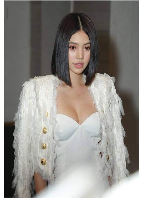 ngay thuong than thai "ngat troi", con o dam cuoi thi huyen my lai tut sac the nay - 9