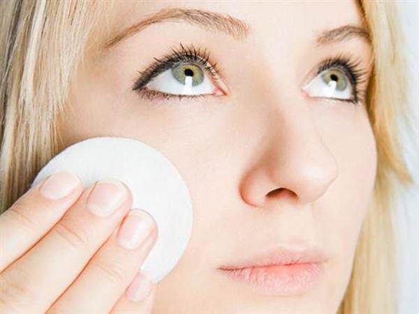 loai nuoc duong da nay lam cuc de, nhung nhieu nguoi lai cu phi tien di mua - 1