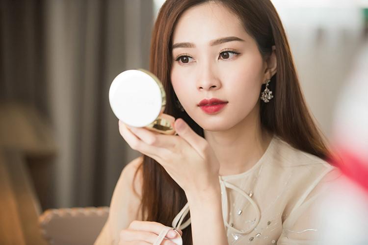 khong chi moi ngoc trinh, nhung sao nu nay cung co lan da trang non khong ti vet - 6