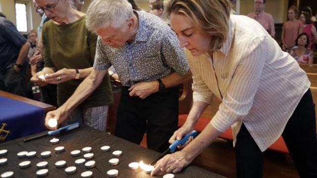 nguoi trong tre goi dien bao "con be khong tinh day", bo me chet lang khi quay ve nha - 3