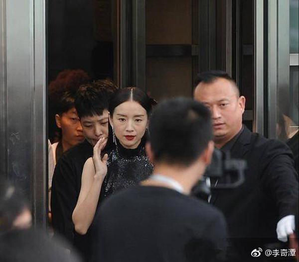 sau lam tam  nhu, dong khiet bi cu dan mang tung anh xau guong mat toan nep nhan - 8