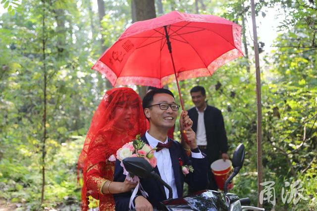 chu re suyt chut nua khong don duoc dau vi phai giai mat ma oai oam - 1