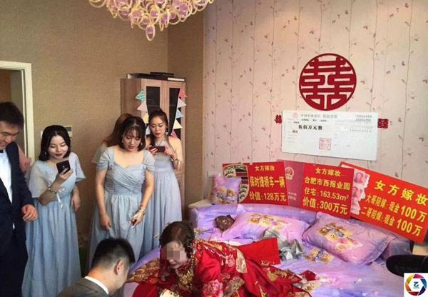 co dau chu re nhan 1.700 ty dong hoi mon tu bo me vo khien dan mang choang vang - 1