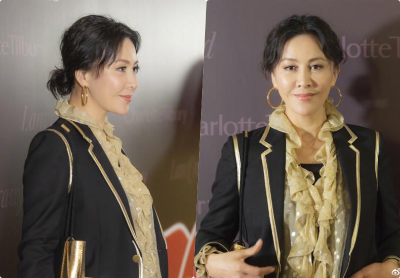 soi san pham duong da tien trieu cua sao nu chau a khien chi em khong khoi ganh ti - 9